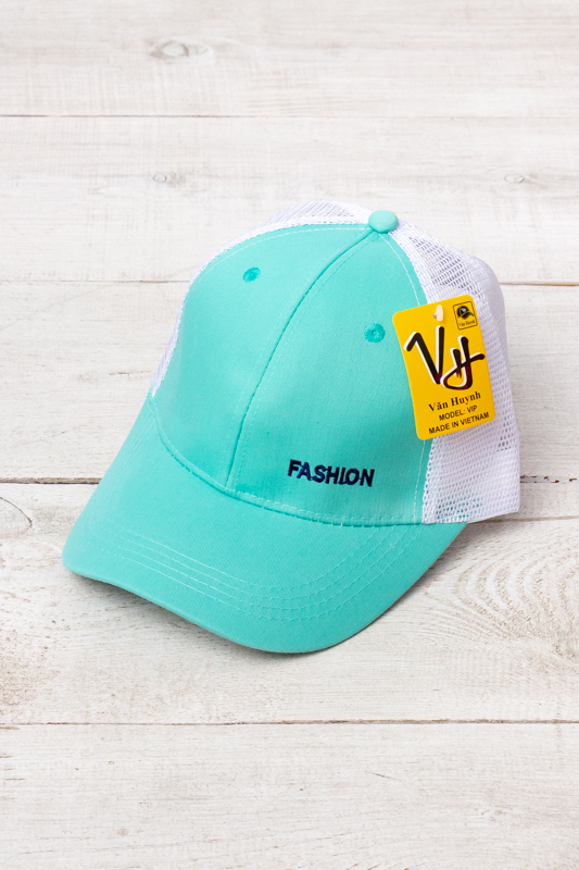 Кепка жіноча